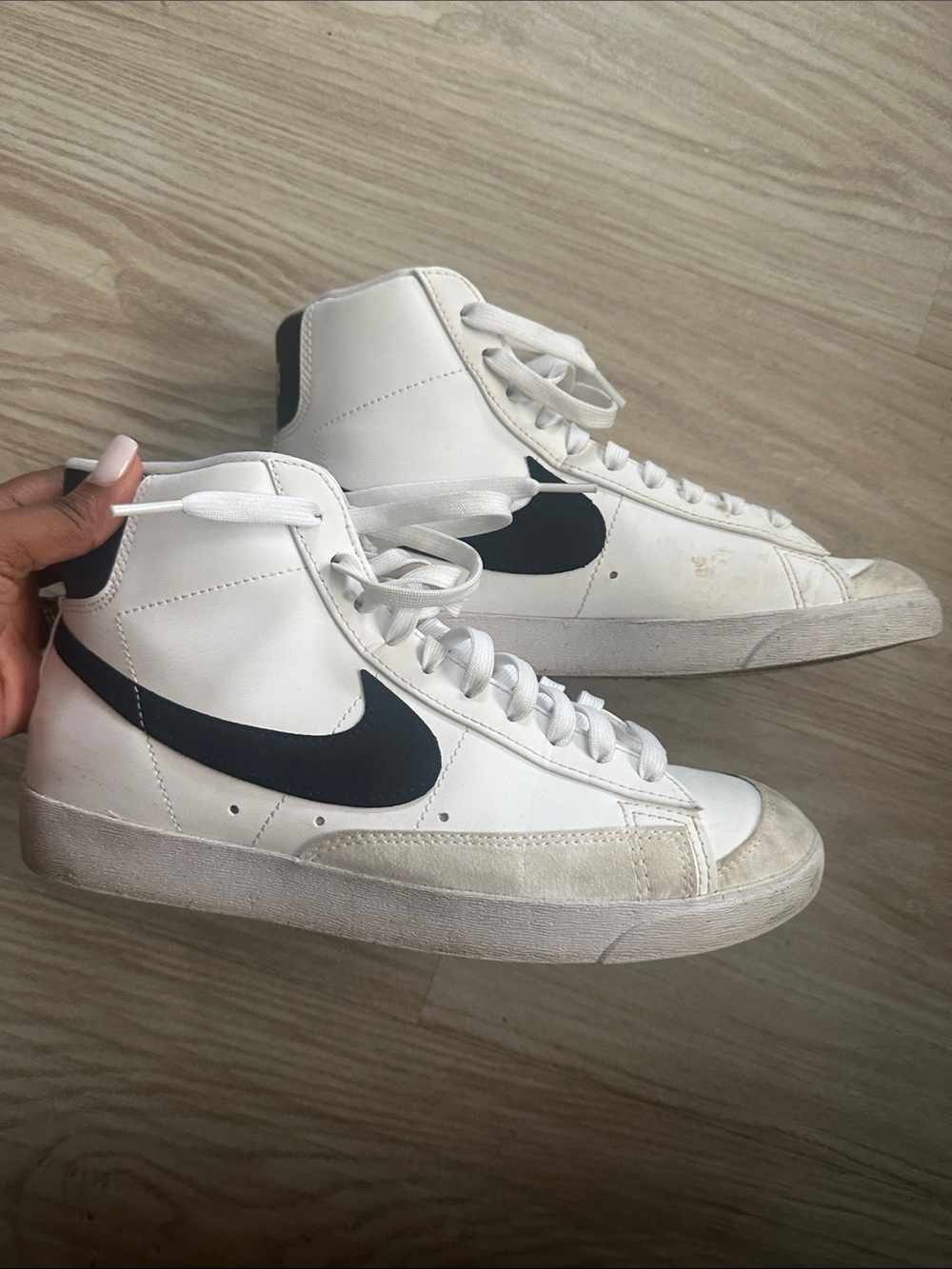 Nike Men’s White High-Top Sneakers with Black Swoosh
